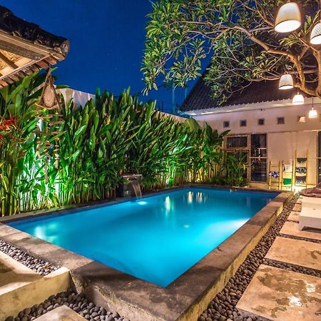 קוטה לומבוק Lokal Bali Hostel מראה חיצוני תמונה