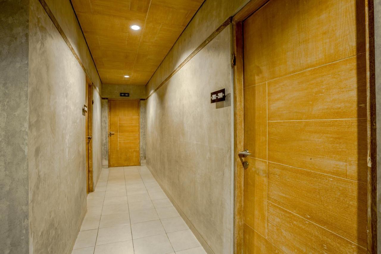 קוטה לומבוק Lokal Bali Hostel מראה חיצוני תמונה