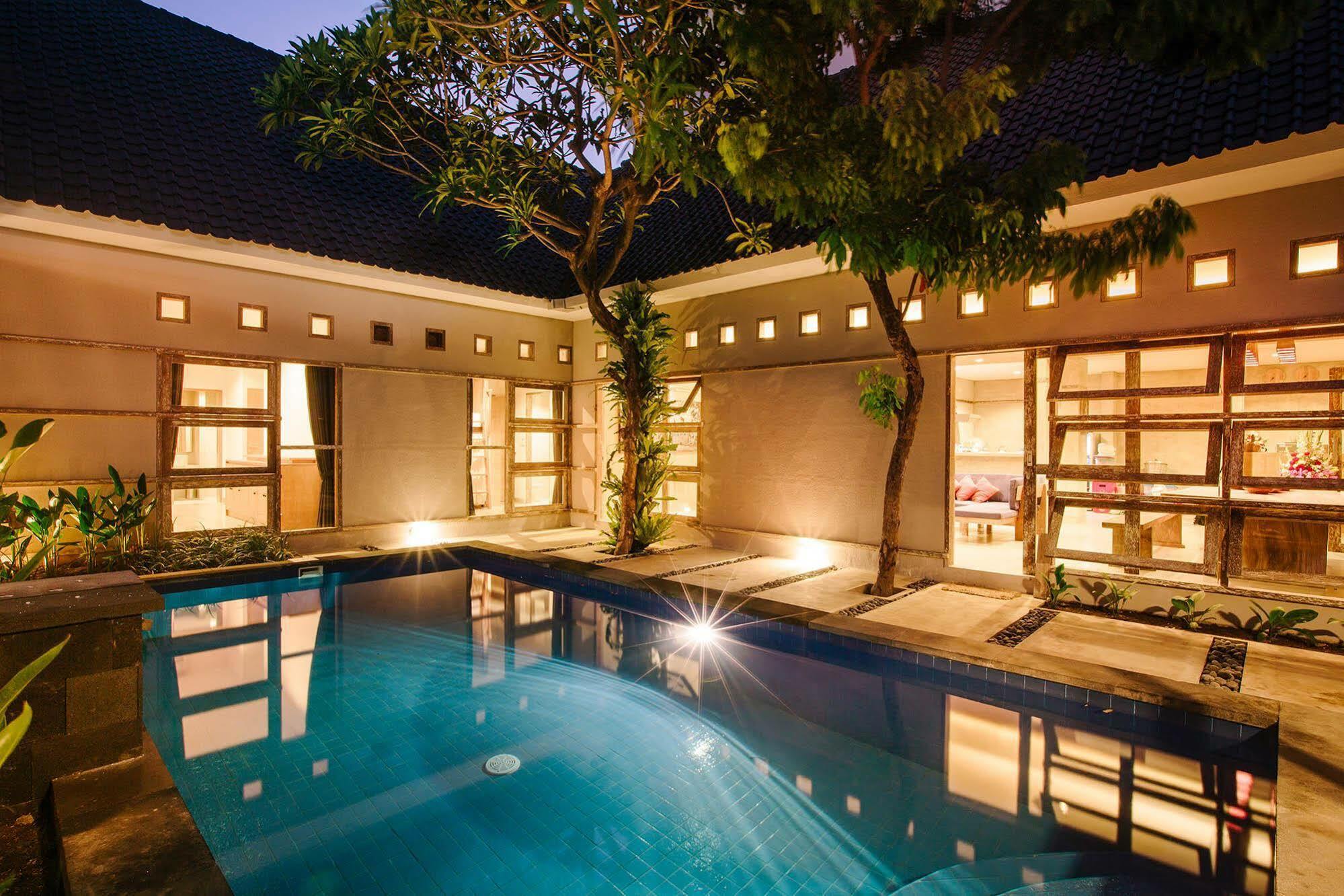 קוטה לומבוק Lokal Bali Hostel מראה חיצוני תמונה